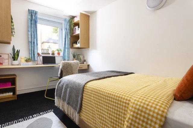 MMU first year only accommodation brook hall  Main Photo