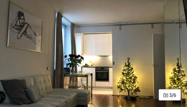 Modern Studio Apartment in the Heart of Soho Main Photo