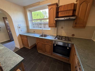 3 Bedroom end terrace Main Photo