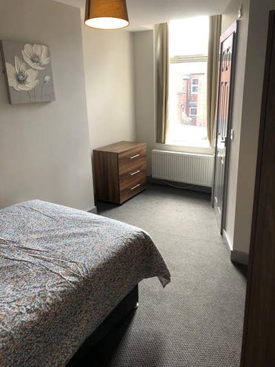 Double Room to Rent – DN1, Town Centre Main Photo