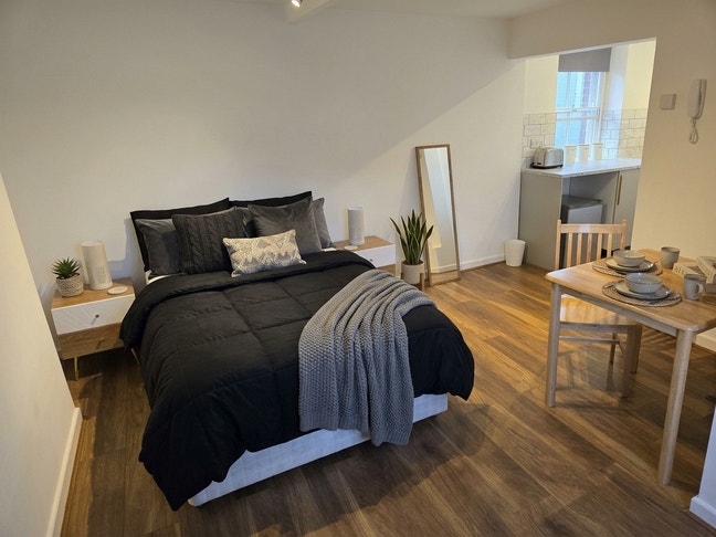 Furnished Studio Rooms with Private Kitchenette Main Photo