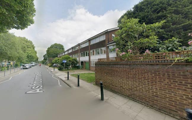 DSS - Studio Flat Available in Twickenham TW10 Main Photo