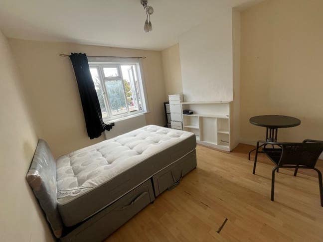 Rooms Available – DA7 6NA, Barnehurst Main Photo