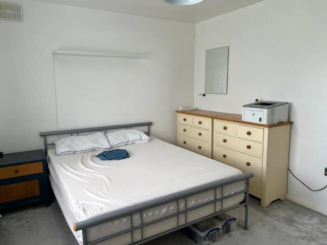 Bright, Spacious Double Room to Rent in Flatshare  Main Photo