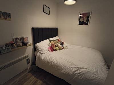 3 bedroom 2 bathroom in Holloway Road Main Photo