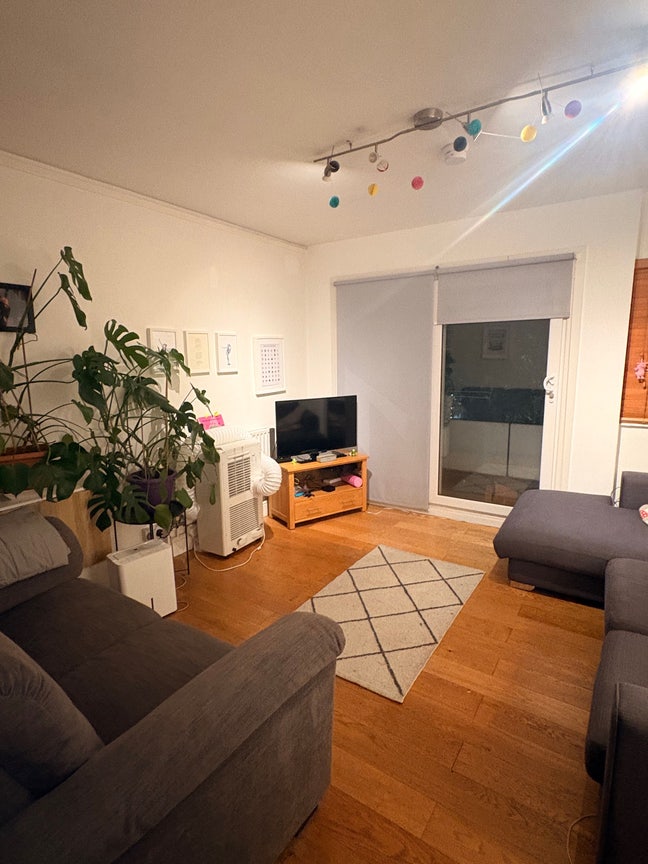 Double Room in 3 Bed Flat in Vauxhall/ Nine Elms Main Photo