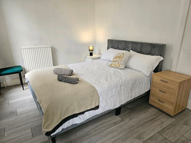 HMO 6 rooms 9 mins to Blackpool beach and town Main Photo