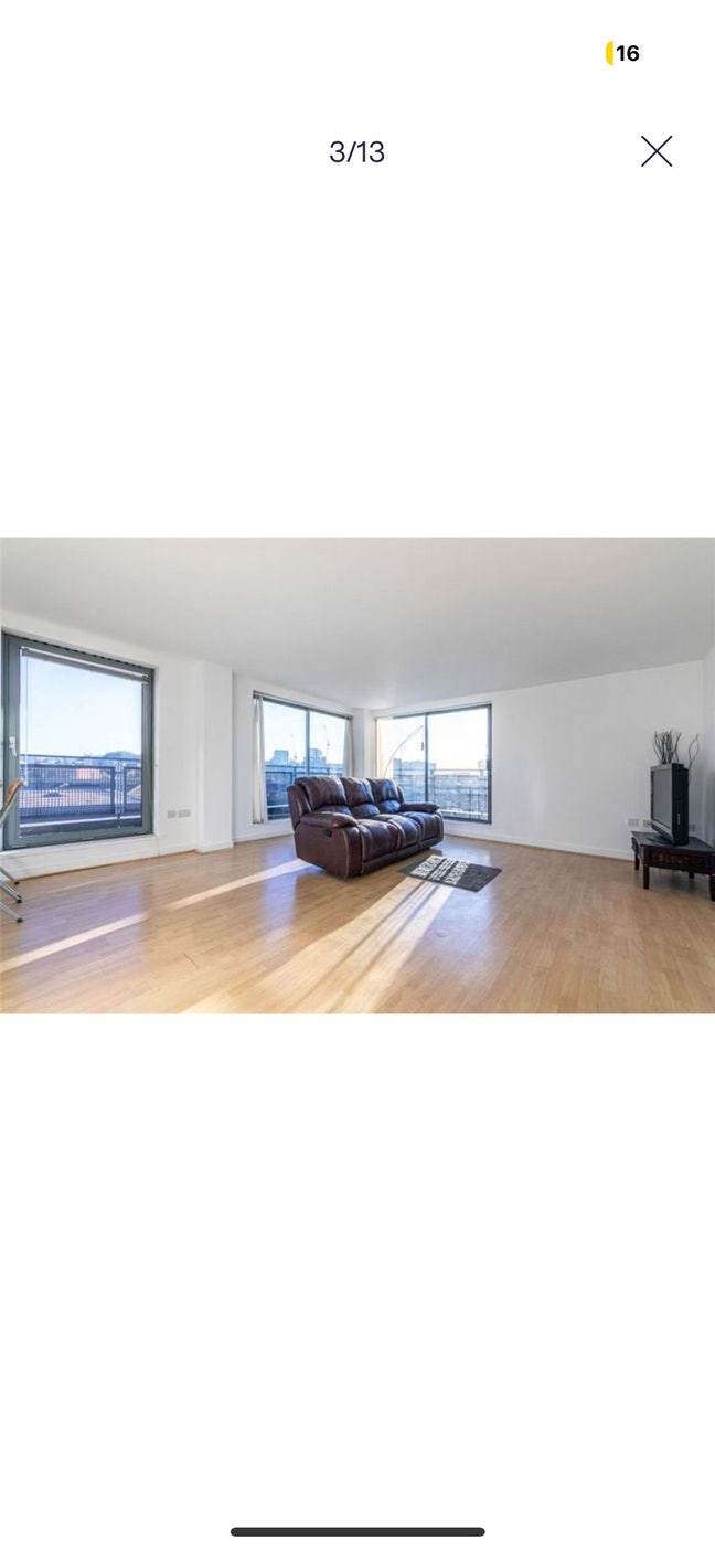 Spacious double room to rent  Main Photo