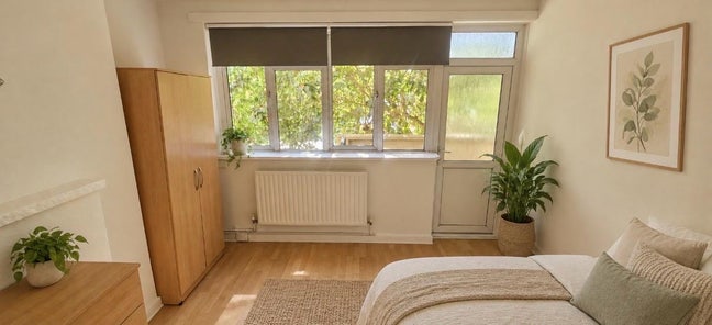 Double room available with Balcony! (Vauxhall) Main Photo