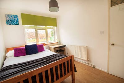 Cosy Double in Canary Wharf Main Photo