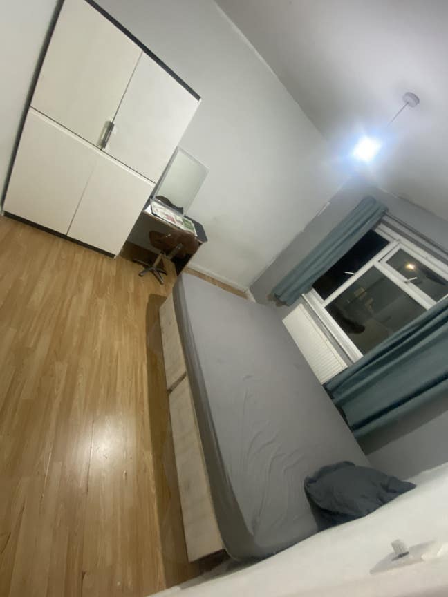 Double Room Available At Hughenden Gardens Main Photo