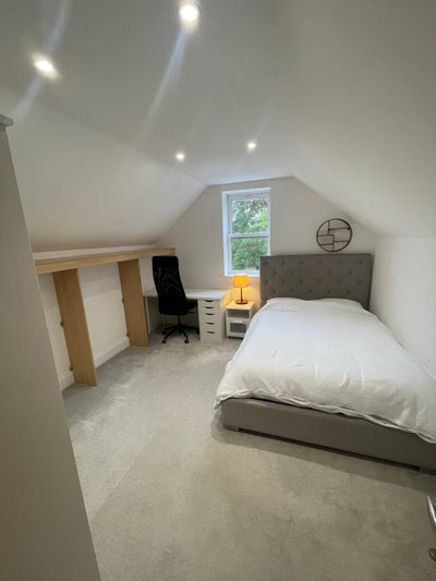 🏡 Large Double Room and small double room Main Photo
