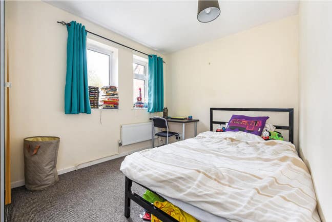 Double bedroom to rent in Stanmore, Winchester Main Photo