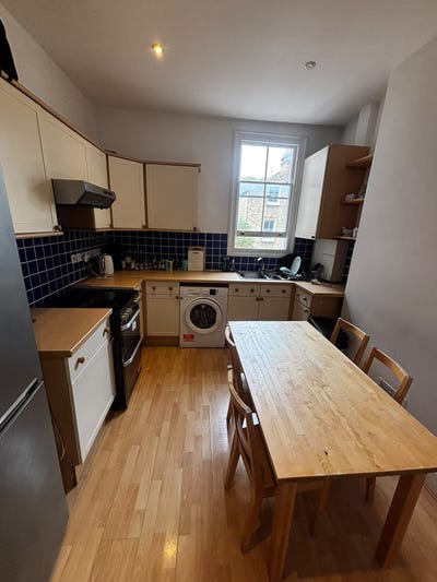 Double bedroom ensuite in Clapham Old Town Main Photo