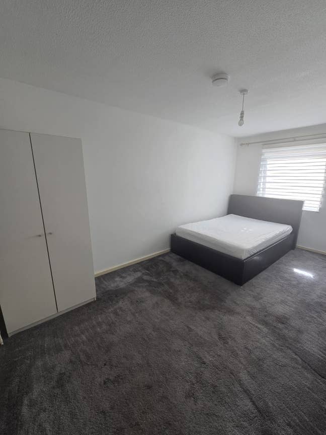 Room to rent in Orton Goldhay  Main Photo