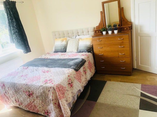 Spacious large Double Room  Main Photo