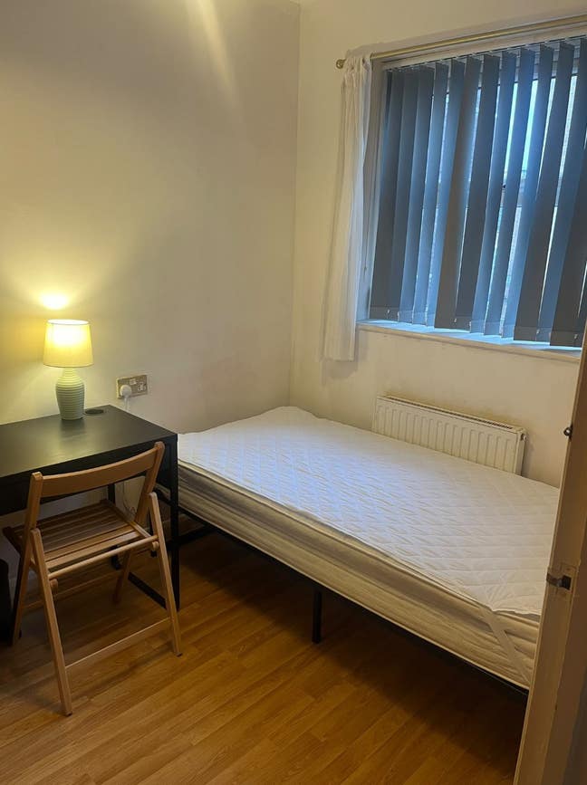  Room  available zone  1  Tower  Bridge  SE1   Main Photo
