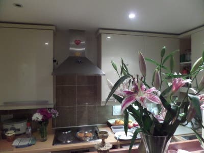 Wonderful double room.gym Feltham station Main Photo