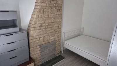 Double Room Available in DY1 Main Photo