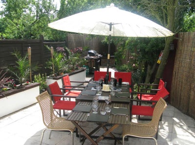 3 Bed Gorgeous Garden Flat 3mins to WG Tube!  Main Photo