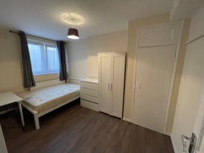 Modern 5-Bedroom Flat in Bethnal Green Main Photo