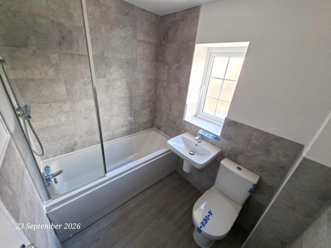 First to Live Here! New Build + Master En-Suite! Main Photo