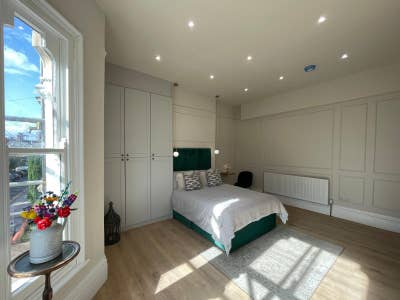 Luxury Studio All Bills Included LE2 Available Now Main Photo