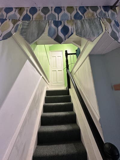 Small self contained studio flat. Main Photo