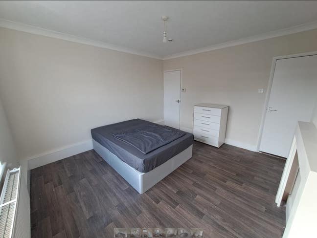 1 Bedroom Flat Available – Springfield Road TN4 Main Photo