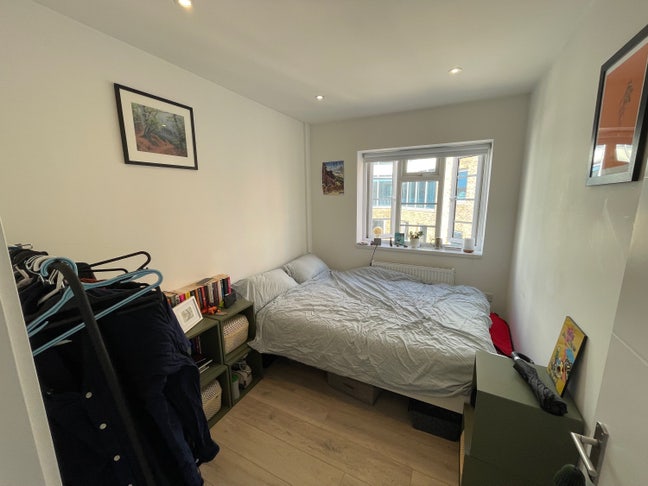 Double Room in Angel, right by the tube. Main Photo