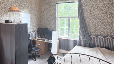 Spacious double room great location!  Main Photo
