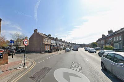 DSS - Studio Flat Available in Addiscombe SE25 Main Photo