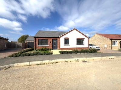 2 bedroom bungalow in Wisbech for &pound;800 Exc Bills Main Photo
