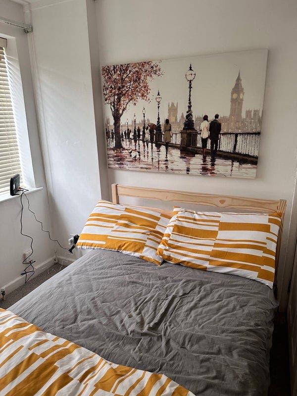 🏡Bright & Spacious Large Double Room Available🏡 Main Photo