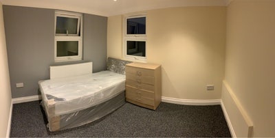 Single Room to rent   Main Photo