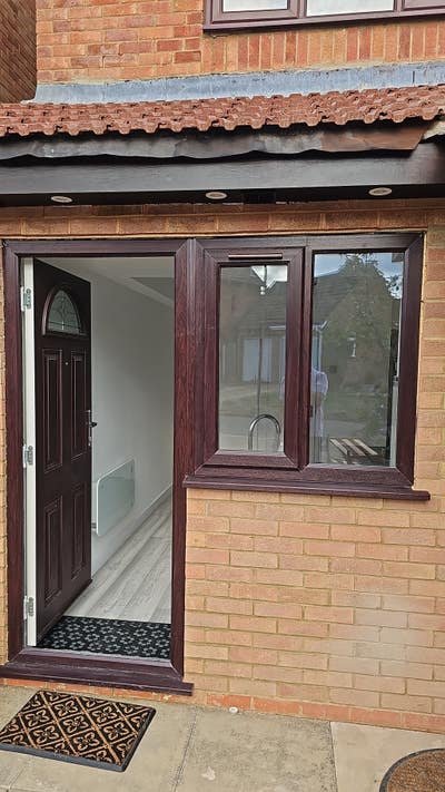 New built Studio with its own Kitchenette& Ensuite Main Photo