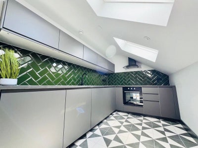 🏡 ✨Studio with Separate Kitchen in Streatham Main Photo