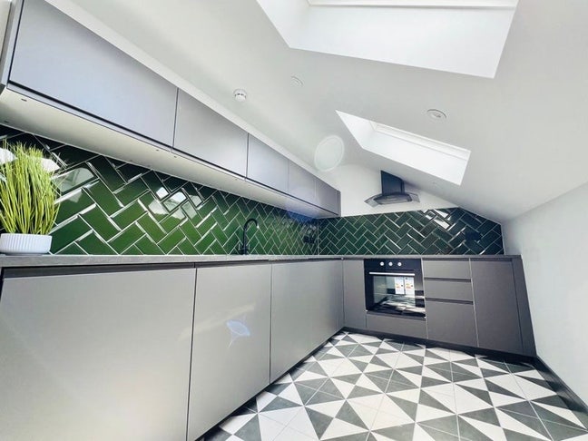 🏡 ✨Studio with Separate Kitchen in Streatham Main Photo