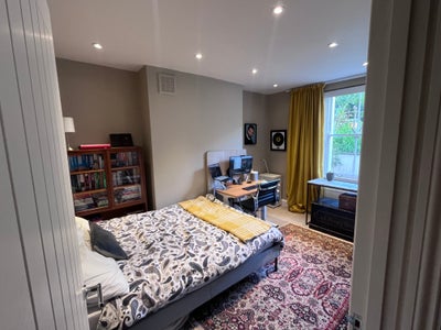 Lovely place in De Beauvoir Main Photo