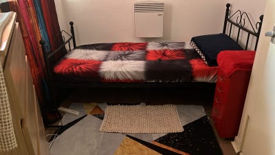 Double Room is available for rent in - TW5 9JN Main Photo