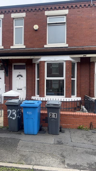 Newly Refurbished 4-Bedroom House – Rusholme, M14 Main Photo