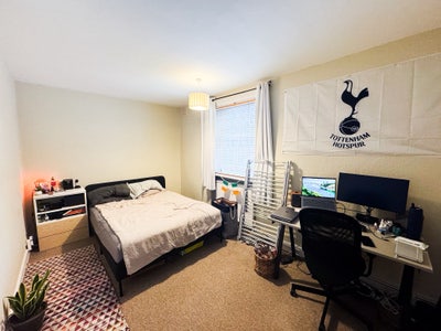 Large Double Room in Streatham w/BIG garden Main Photo