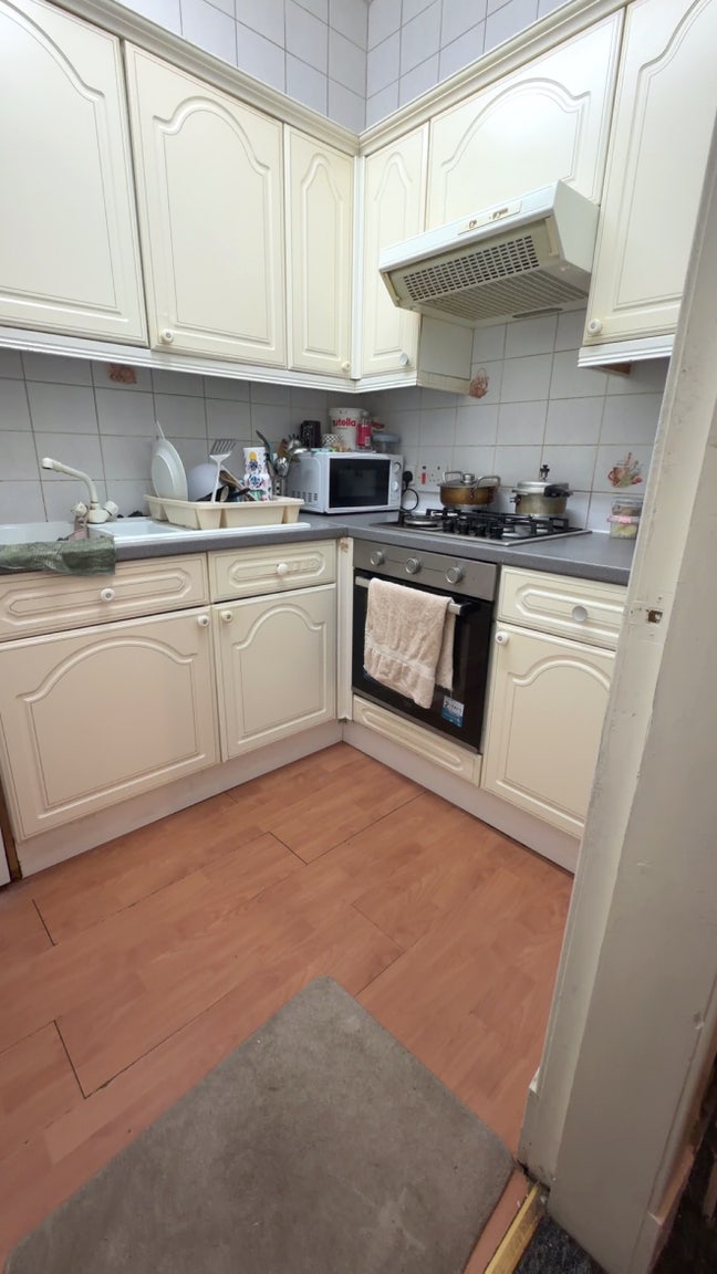 Shared Room available in Glasgow Main Photo