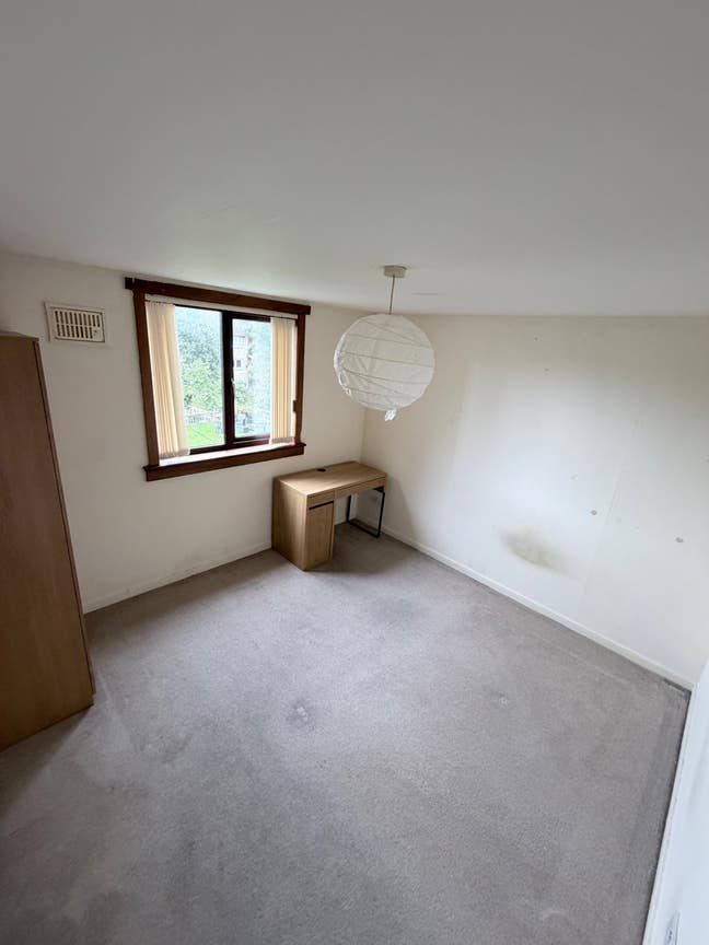 Double Bedroom in 2-Bedroom Flat Main Photo