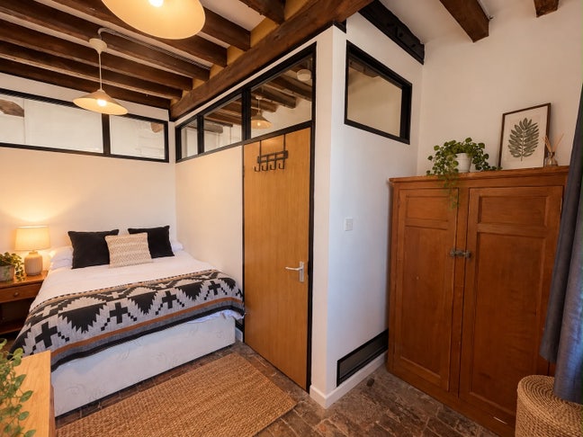 Stunning Student Property NR3 - Available NOW Main Photo