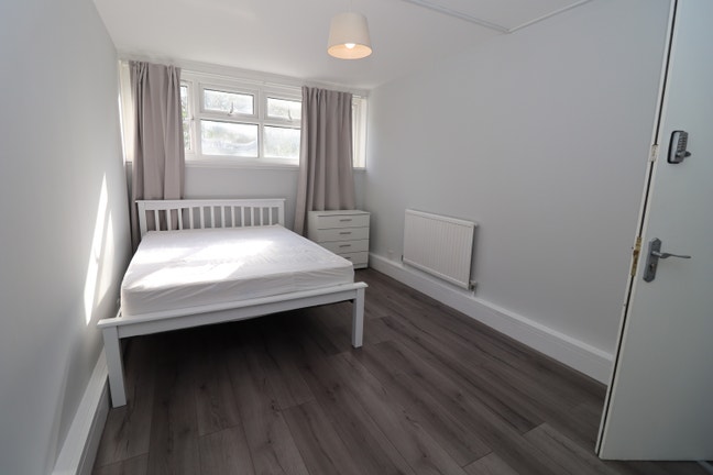 ⚡2 Beautiful Rooms in Acton!⚡ Main Photo