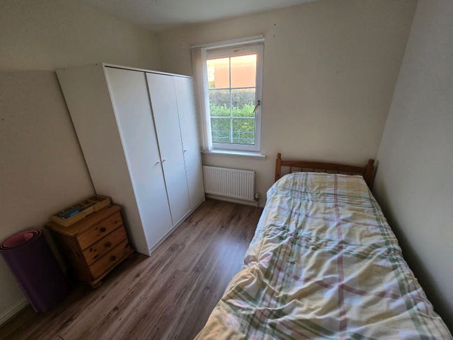 Looking for a flatmate to move in (G13) Main Photo