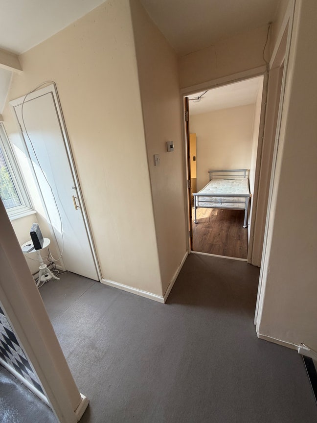 Single room for let  Main Photo