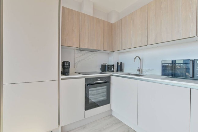 Fully Furnished 2Bhk Flat  Main Photo