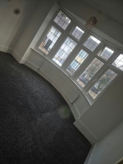  Spacious  3-Bedroom  House  Available  in  LU3  Main Photo